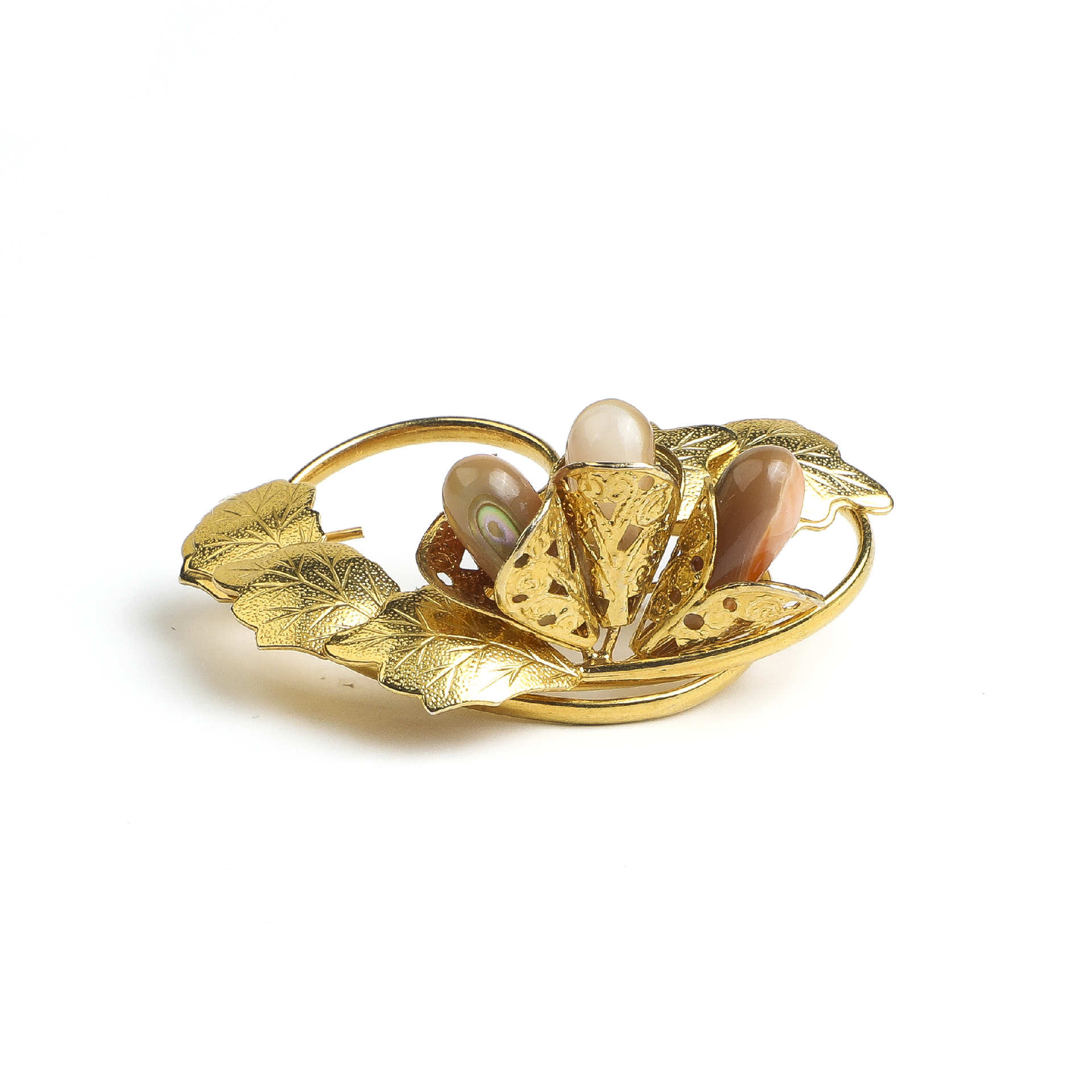 Japanese Showa Era Golden Shell Brooch