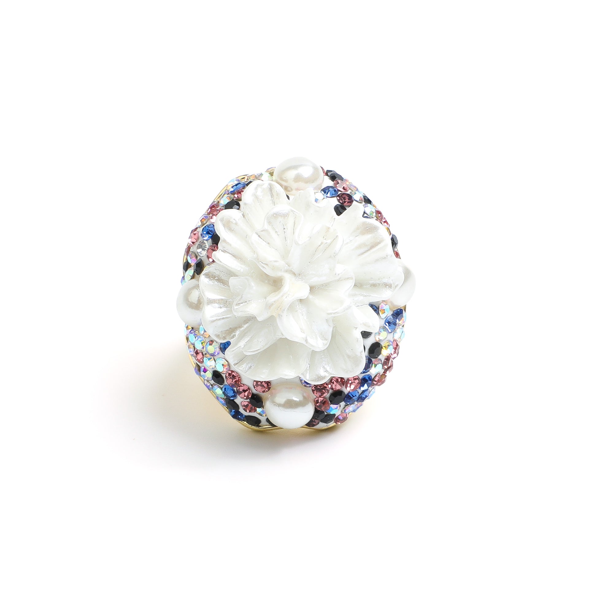 Floral Romance · 3D White Flower Pearl Ring
AL-RG-045