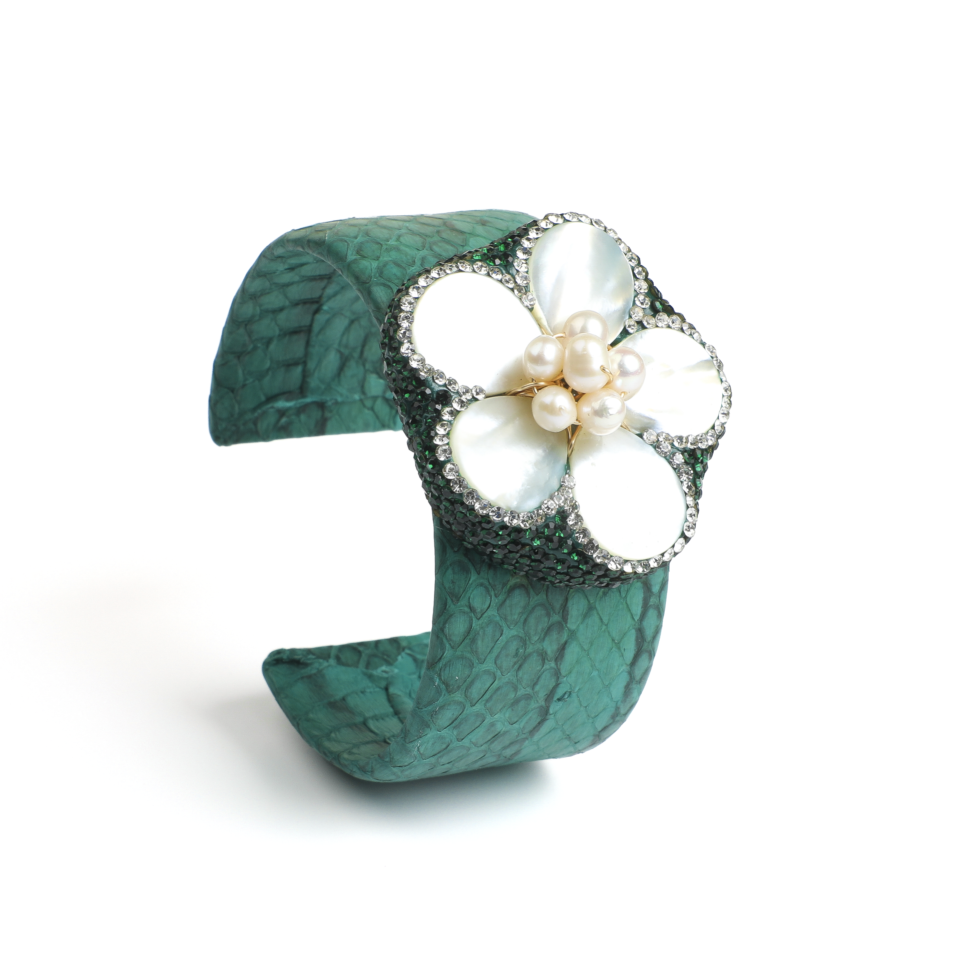 ARTLUMINNA Masterpiece Collection 
Botanical Harmony Bangle 
AL-BG-017